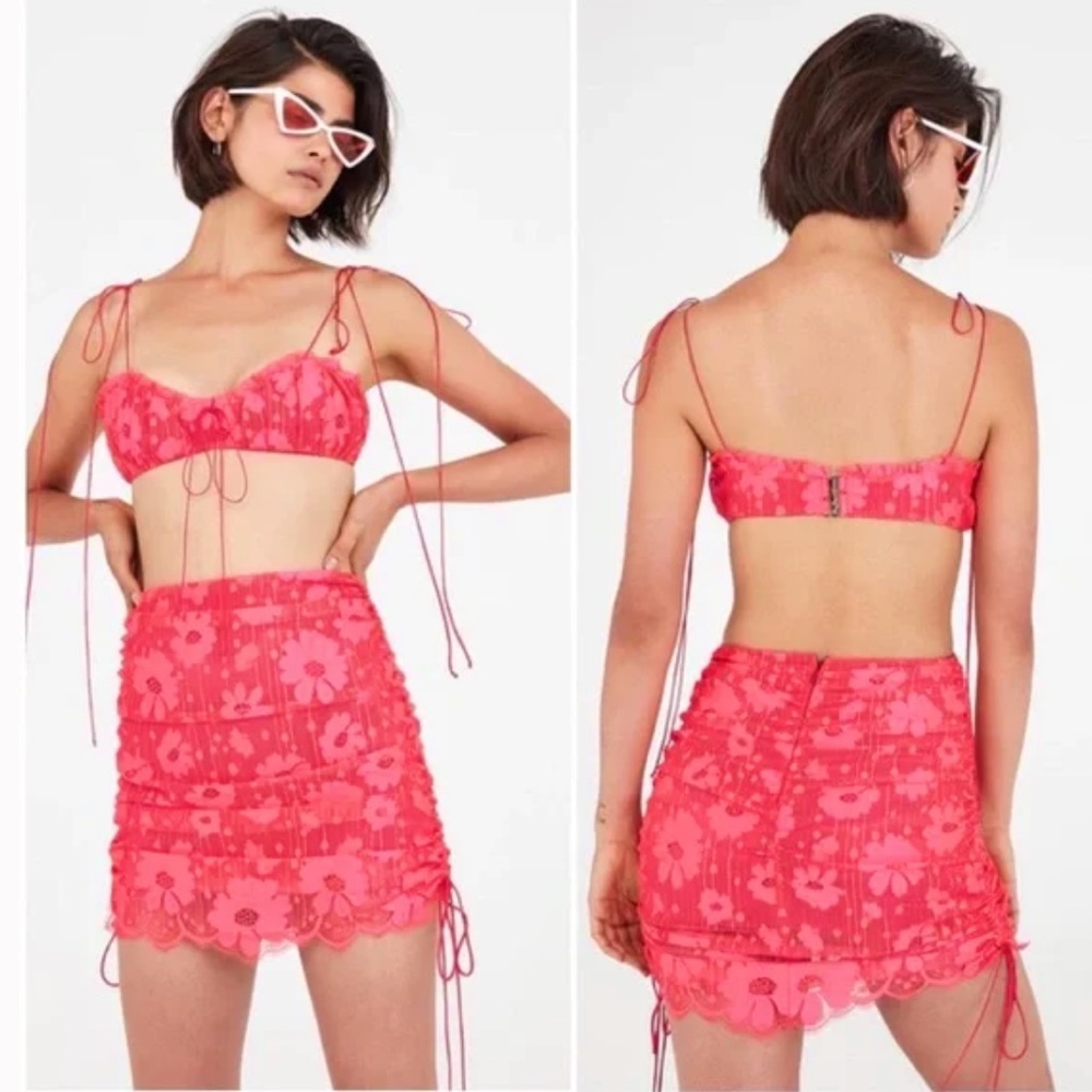 Sold ❤️NWT For Love & Lemons Avalon Neon Pink Mini Skirt